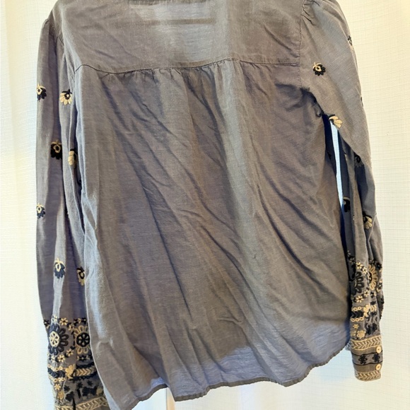 Women’s Zara Chambray Embroidered Top Small - Picture 4 of 4